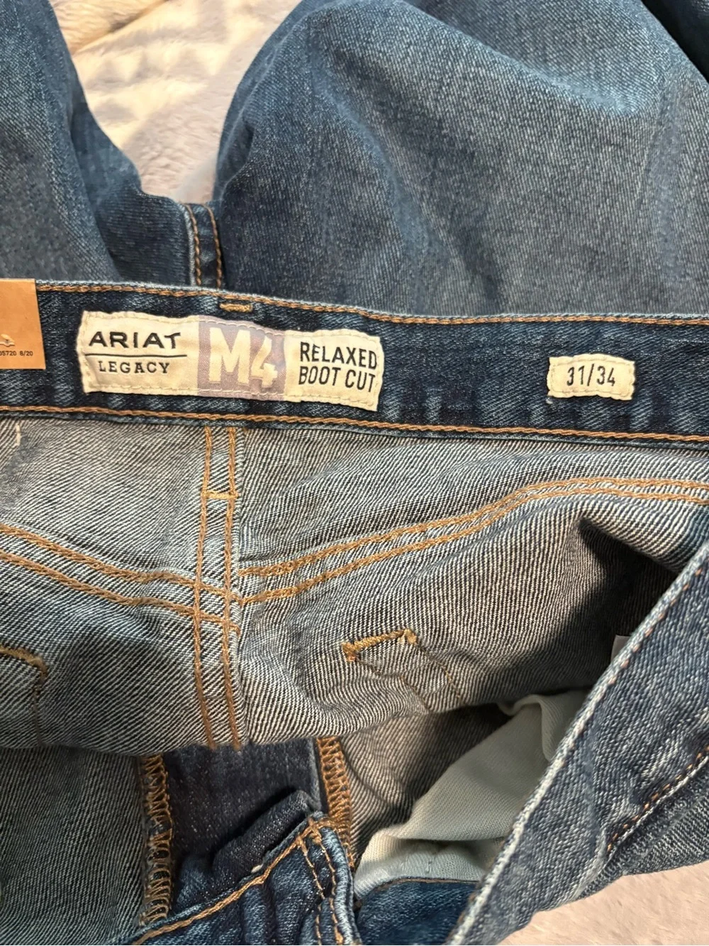 Ariat Men's Straight Jeans in Dark Wash Indigo